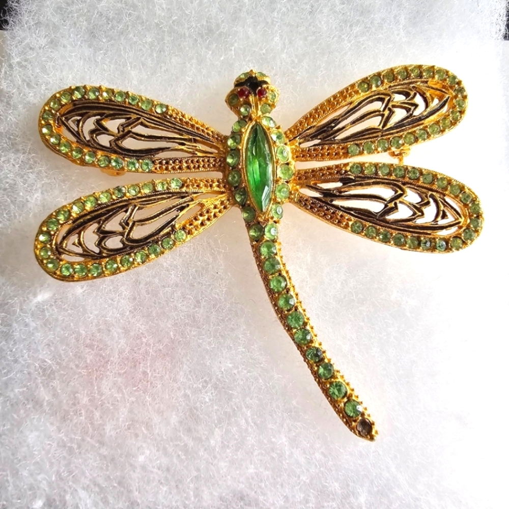 Vintage dragonfly brooch green rhinestones gold tone pin insect bug damselfly